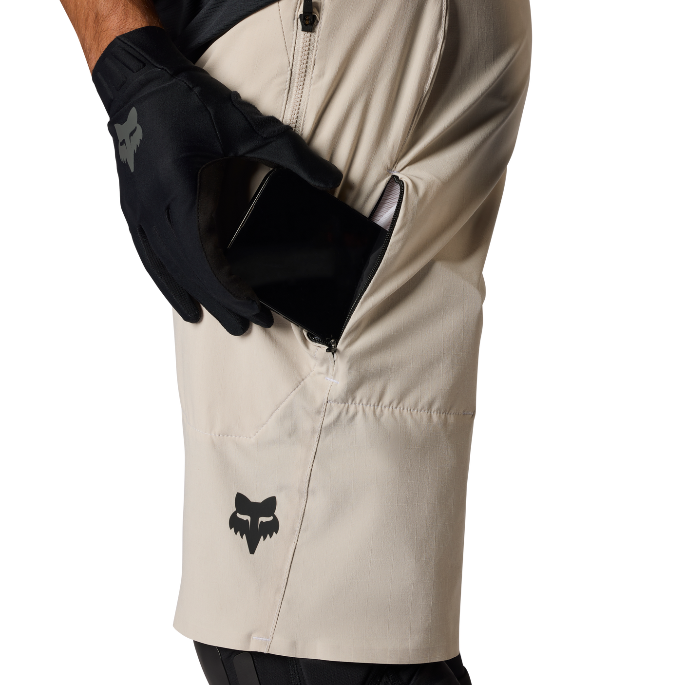 Fox Flexair Short Chalk