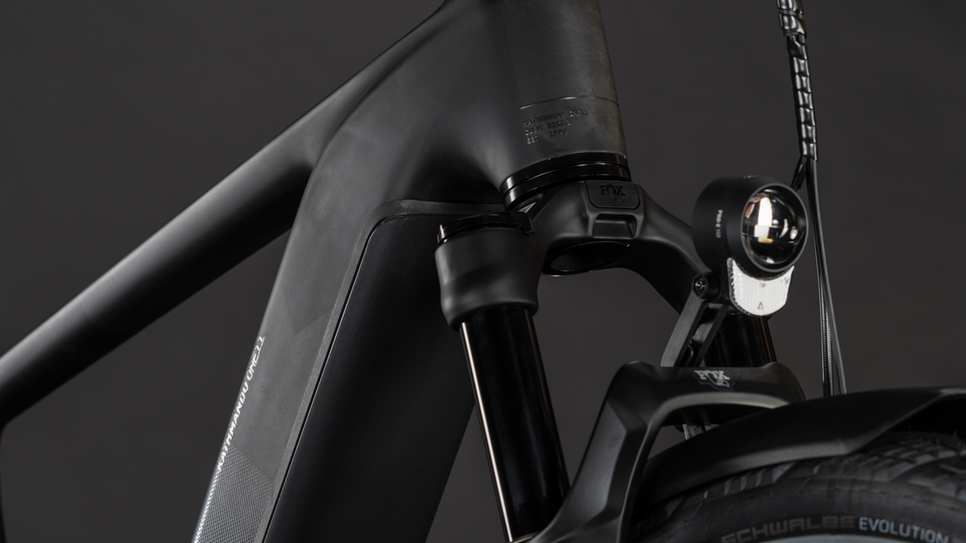 Cube Kathmandu Hybrid ONE11 HPC SLT 800 carbon´n´silverdust (2026)