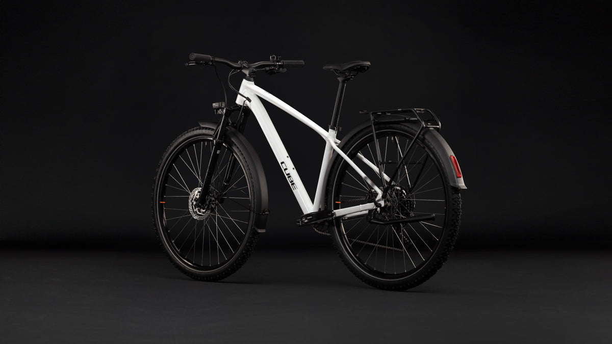 Cube Aim ONE FE metallicwhite´n´black (2027)