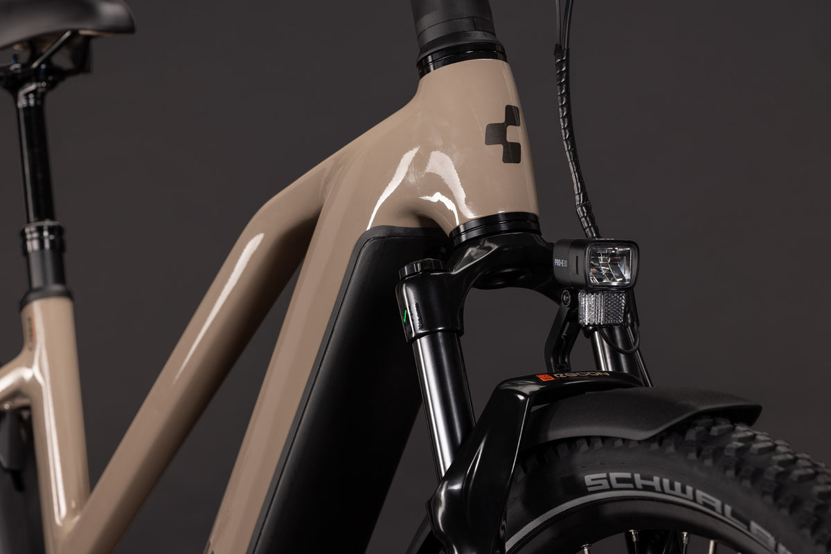 Cube Nuride Hybrid Pro 800 Trapez cappuccino´n´black (2027)