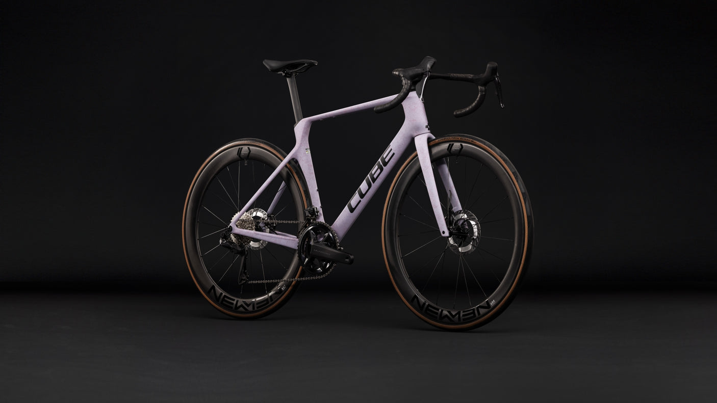 Cube Agree C:62 Race lilacfibre´n´black (2027)