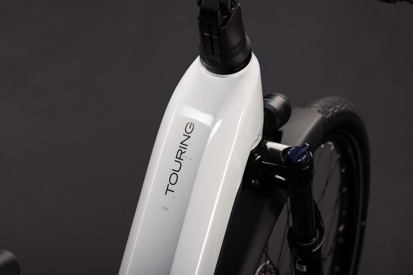 Cube Touring Hybrid ONE 600 Easy Entry metallicwhite´n´chrome (2027)