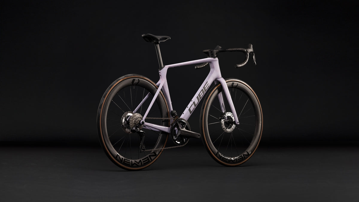 Cube Agree C:62 Race lilacfibre´n´black (2027)