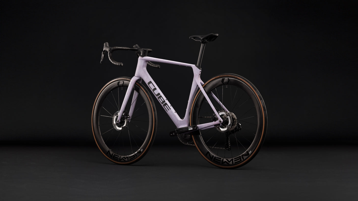 Cube Agree C:62 Race lilacfibre´n´black (2027)