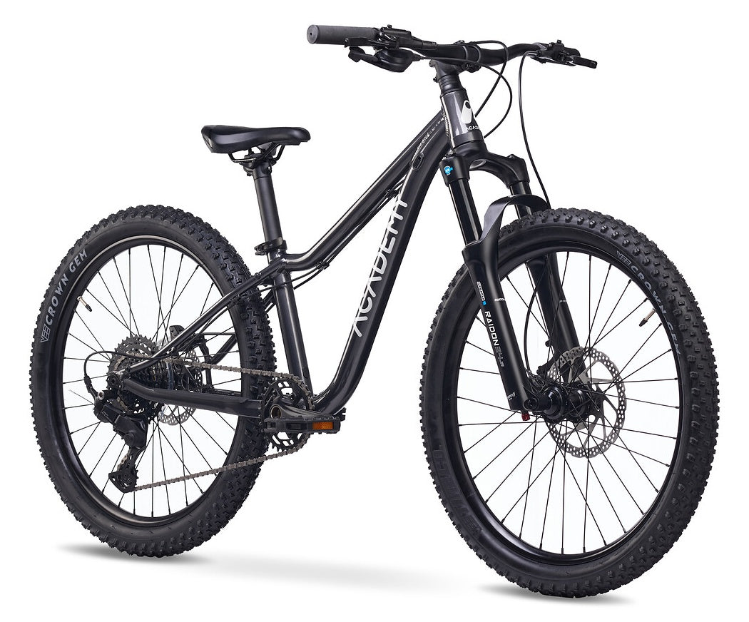 ACADEMY Trail 5 24" Space (2027)
