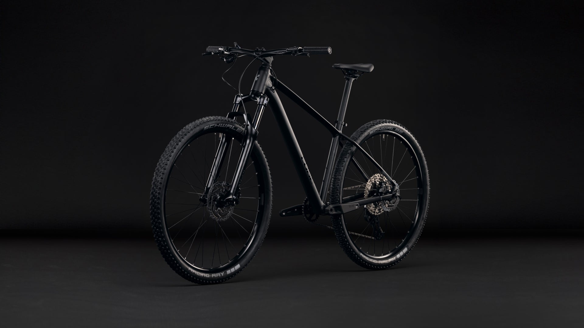 Cube Aim SLT  soot´n´black (2027)