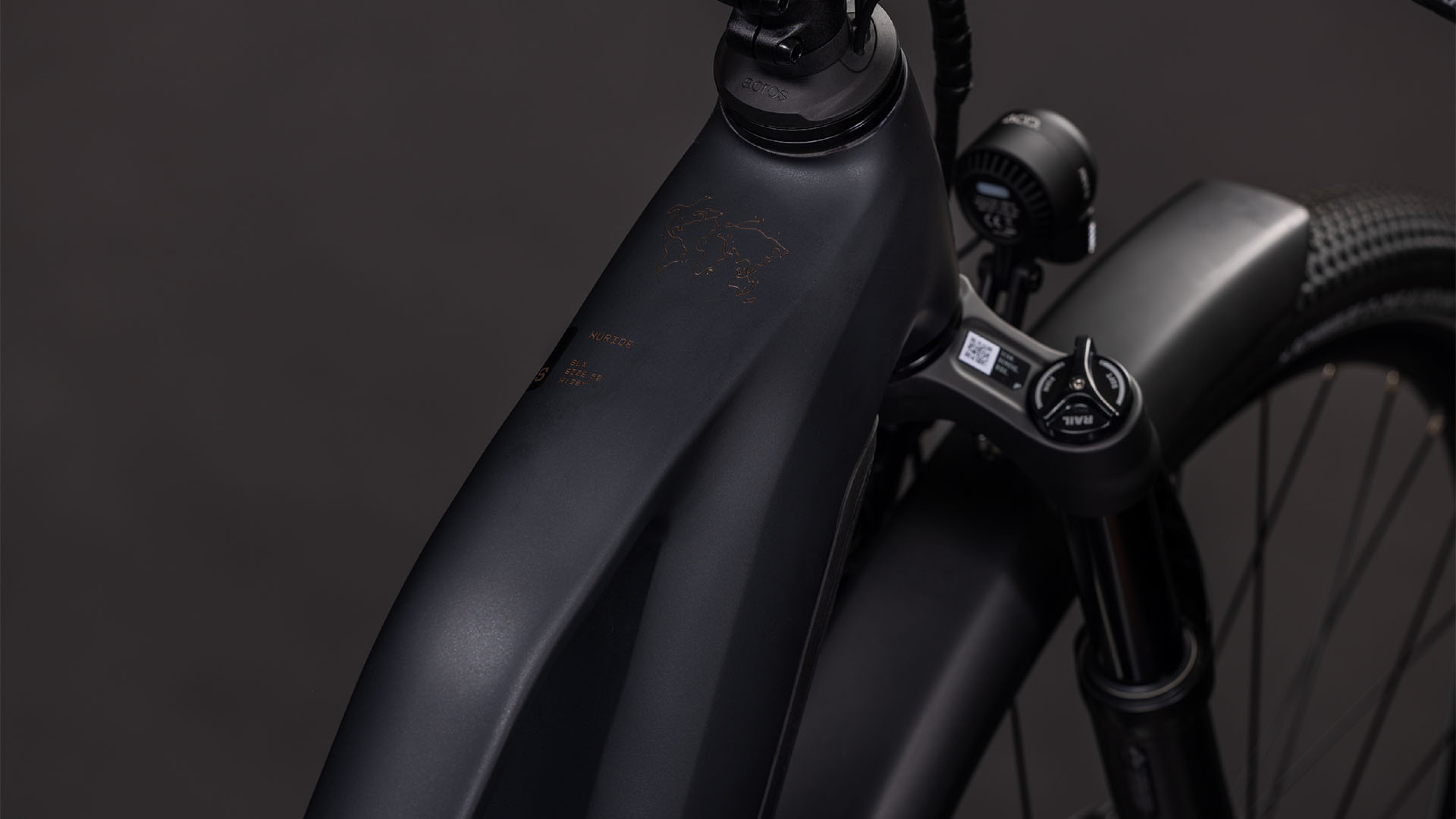 Cube Nuride Hybrid SLX 800 Trapez black´n´gold (2026)