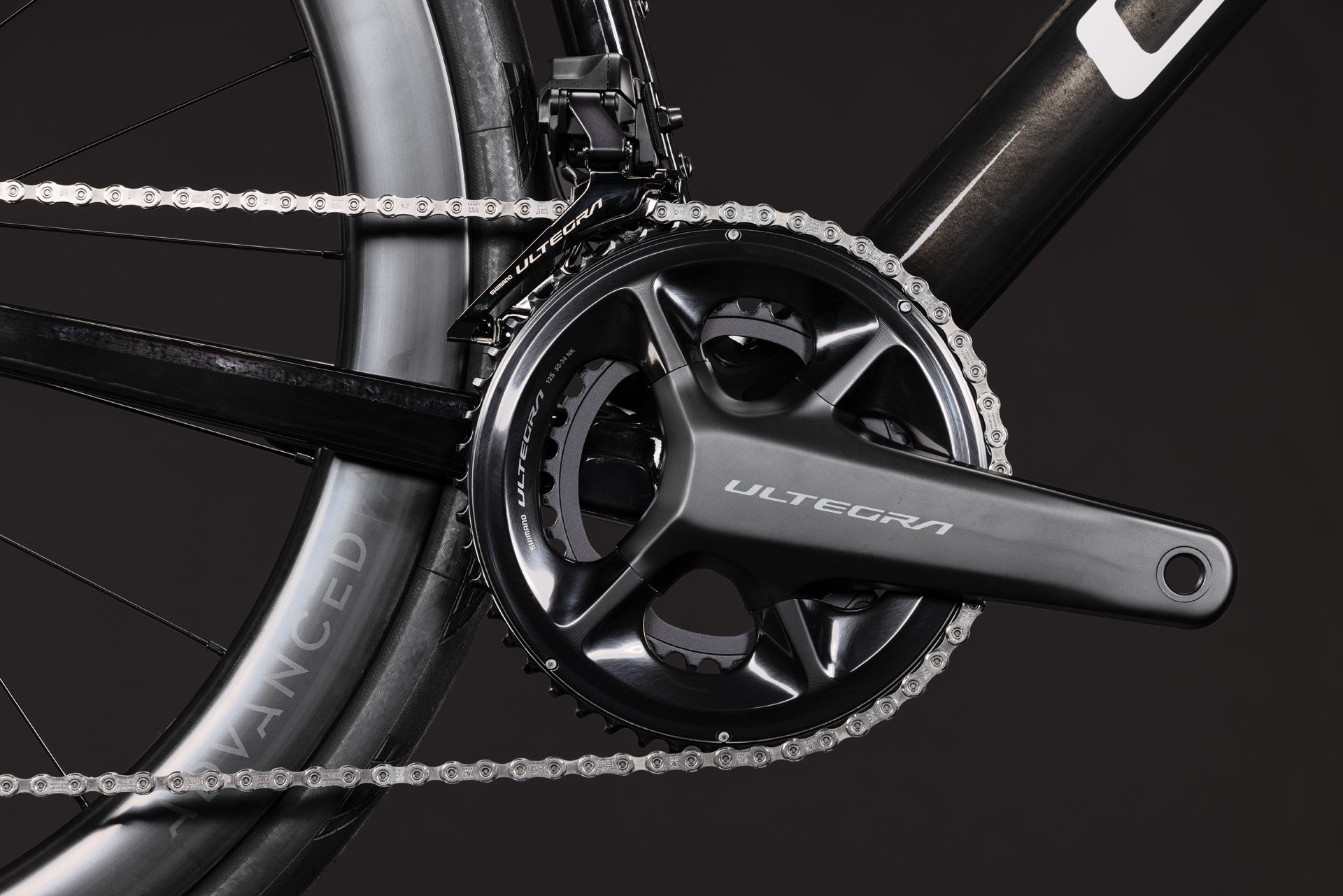 Cube Attain C:62 SLT  carbon´n´white (2027)