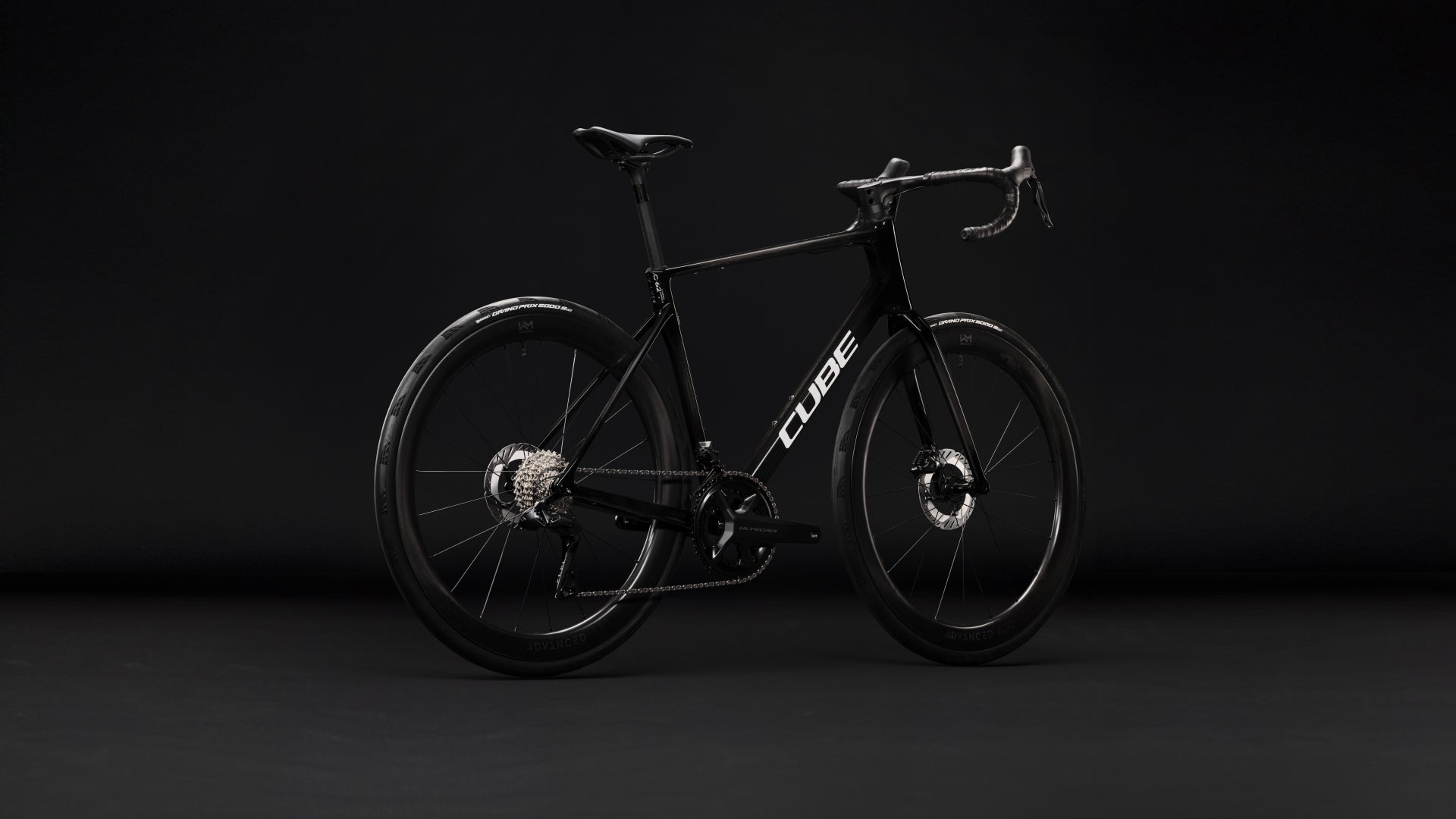 Cube Attain C:62 SLT  carbon´n´white (2027)