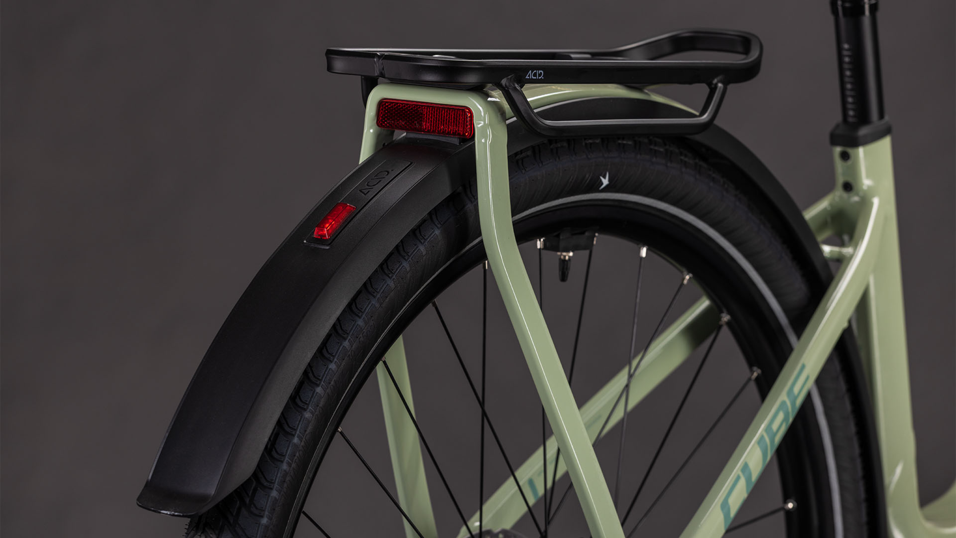 Cube Kathmandu Hybrid ONE 800 Easy Entry pea´n´green (2026)