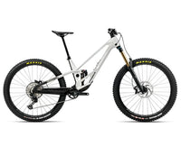 Orbea RALLON E10 (2026) | 29 Zoll MTB Fully | White Chic - Diamond Black (Gloss) – aktuelle Variante