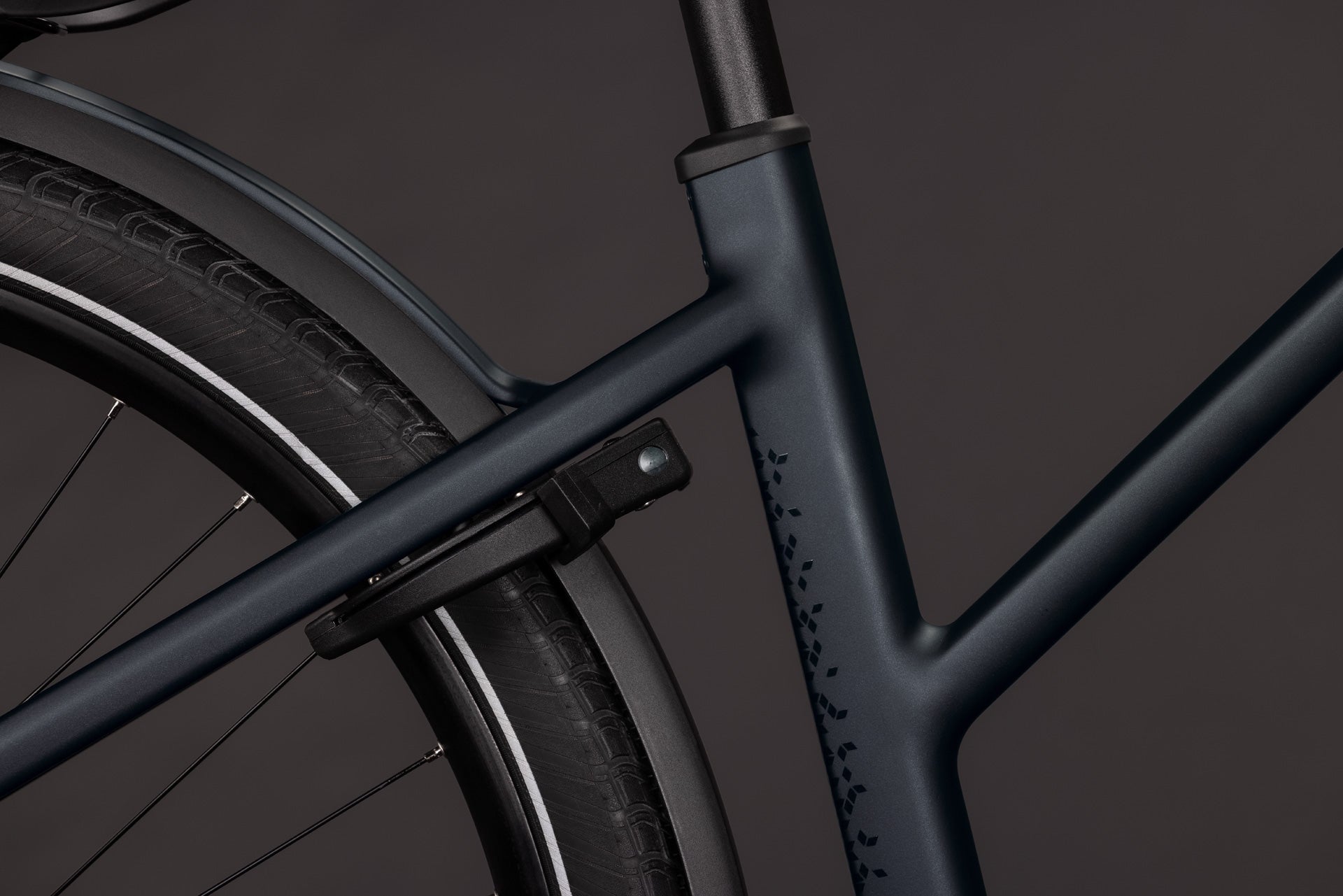 Cube Kathmandu Hybrid Pro 800 Trapez coal´n´black (2027)
