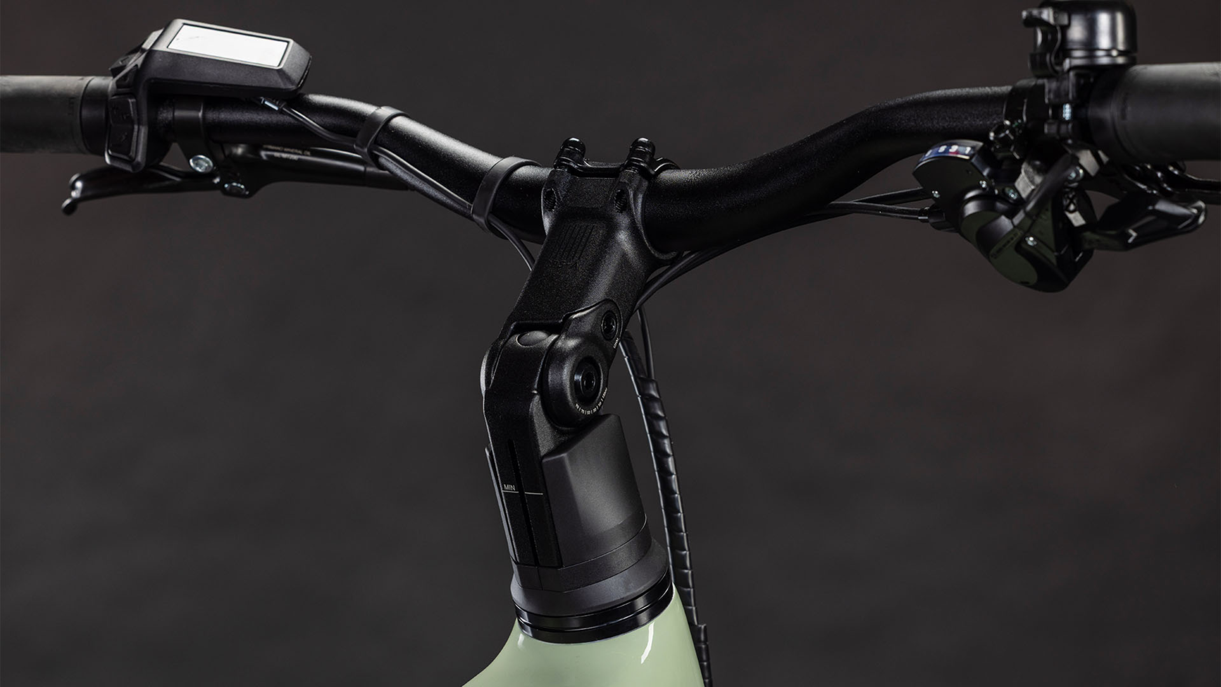 Cube Kathmandu Hybrid ONE 800 Diamant pea´n´green (2026)