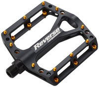 Reverse Black One Pedale schwarz/gold – aktuelle Variante