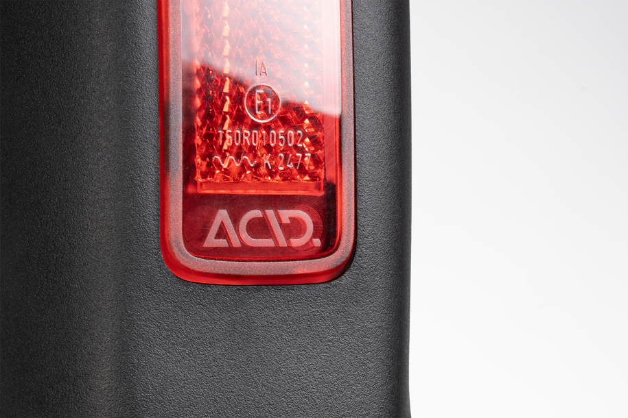 Acid Schutzblechreflektor SIC 2.0 black